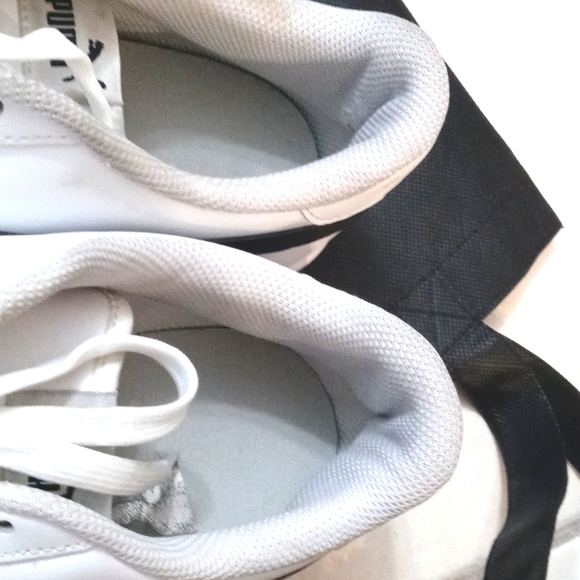 Puma Sneakers Men's Size 11.5 US - Picture 6 of 6